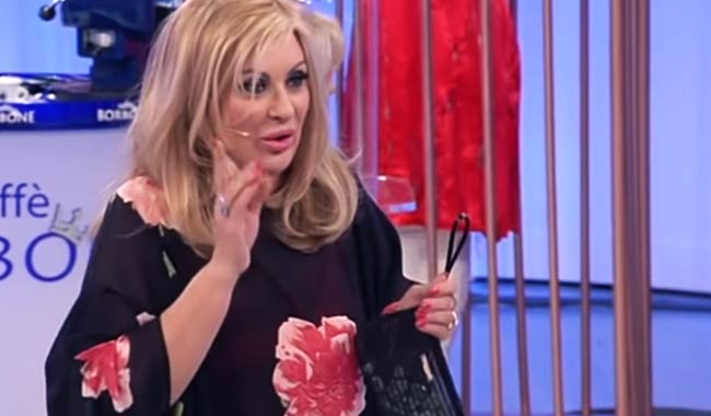 Tina Cipollari finalmente il tanto atteso annuncio
