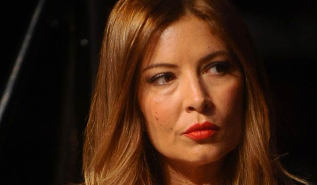 Selvaggia Lucarelli contro i Ferragnez: “ospiti taccagni”