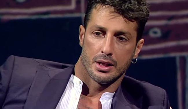 Fabrizio Corona perseguitato come Padre Pio