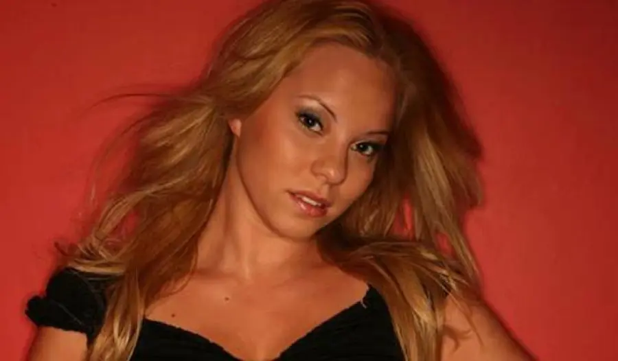 Spogliarellista riceve 160mila sterline in eredità