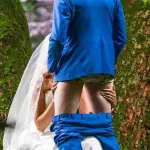 Sposi alla cerimonia si appartano per un rapporto orale