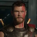 Thor Ragnarok, Chris Hemsworth combatte contro tutti