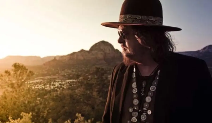 Zucchero all'Arena di Verona sotto la pioggia