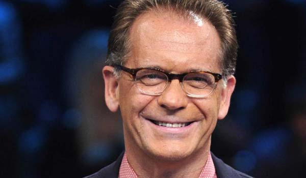 Cecchi Paone si confessa e si inimica la redazione del tg 4