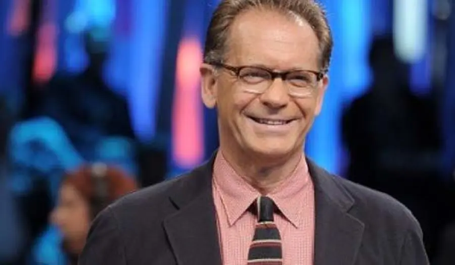 Alessandro Cecchi Paone sarà il nuovo volto del Tg 4