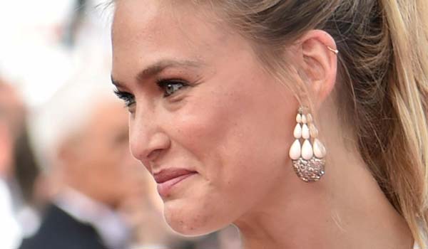 Bar Refaeli, ventre piatto al quinto mese di gravidanza