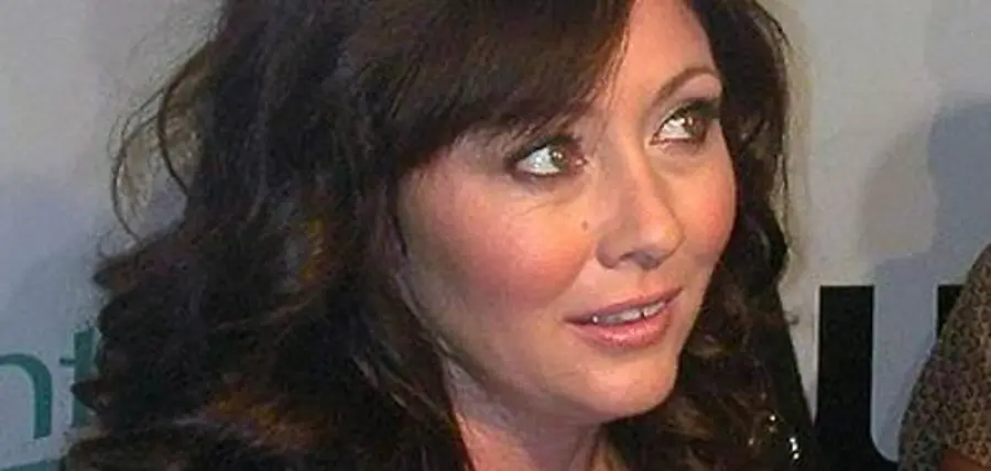 Shannen Doherty si unirà al tributo per Luke Perry