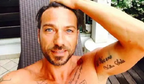 Costantino Vitagliano, padre da 4 mesi e già single