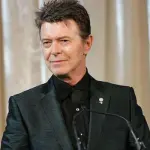 David Bowie, testamento milionario e ceneri disperse a Bali