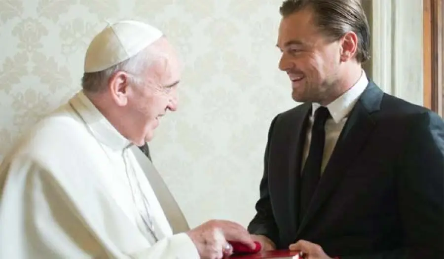 Leonardo DiCaprio ricevuto in udienza da Papa Francesco