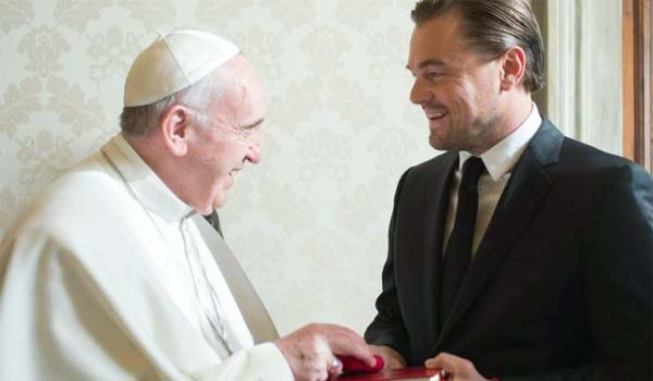 Leonardo DiCaprio ricevuto in udienza da Papa Francesco