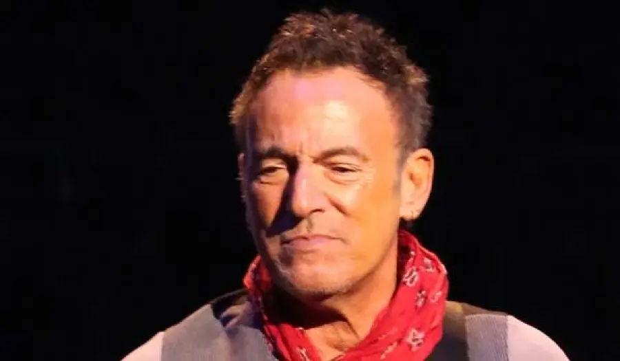 Bruce Springsteen, in tutte le librerie arriva Born to run