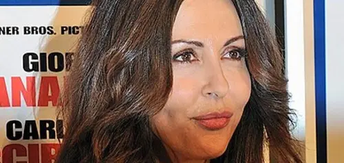 Sabrina Ferilli deve fare i conti con uno stalker