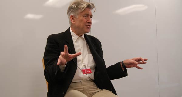 David-Lynch-bacchetta-Trump-troppa-sofferenze-e-divisioni