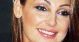 Anna Tatangelo beccata in vacanza col suo Gigi