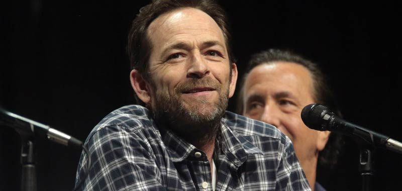 Luke Perry ha avuto un ictus